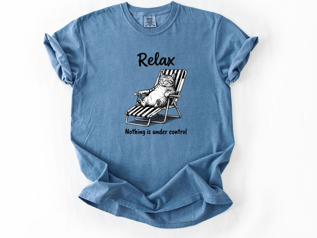 Relax cat Tee