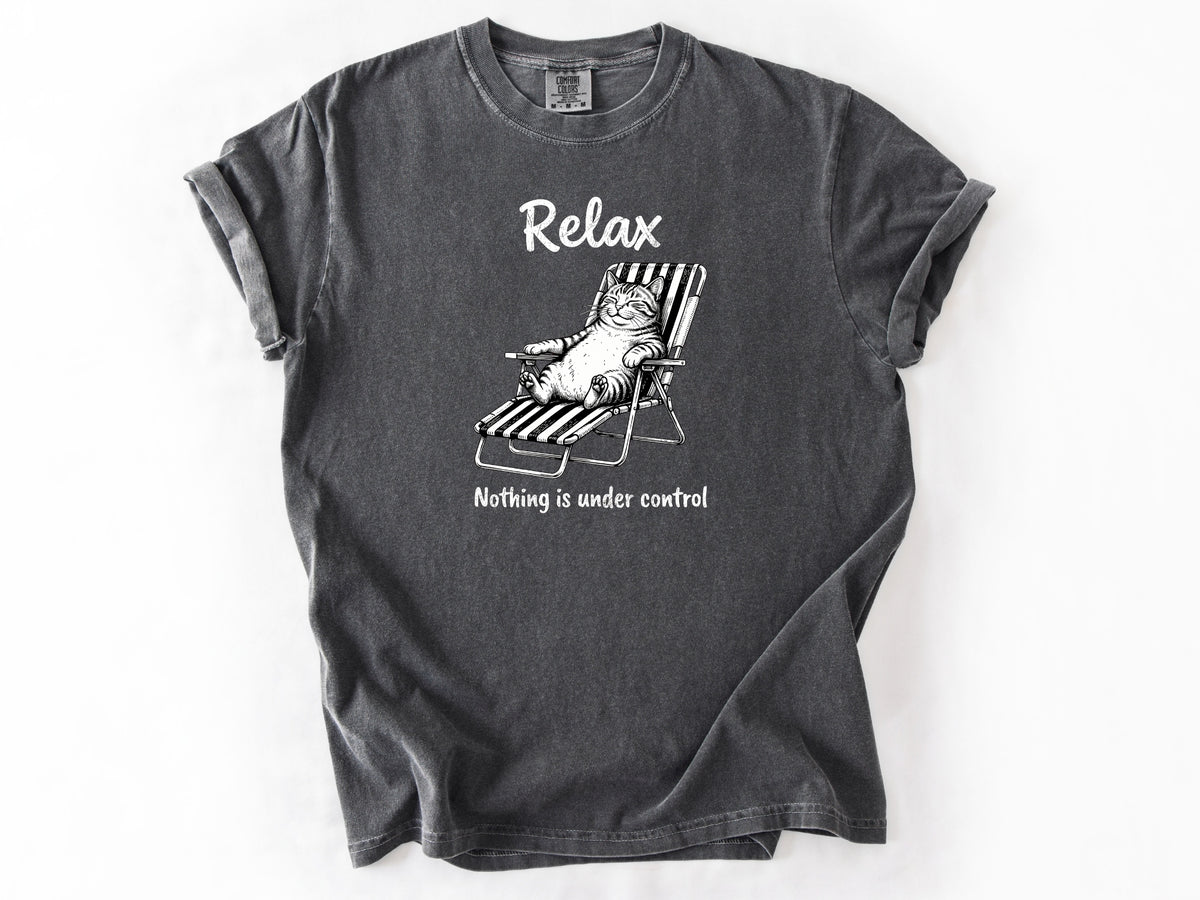 Relax cat Tee