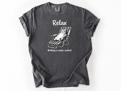 Relax cat Tee
