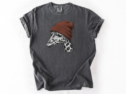 Giraffe in a hat Tee